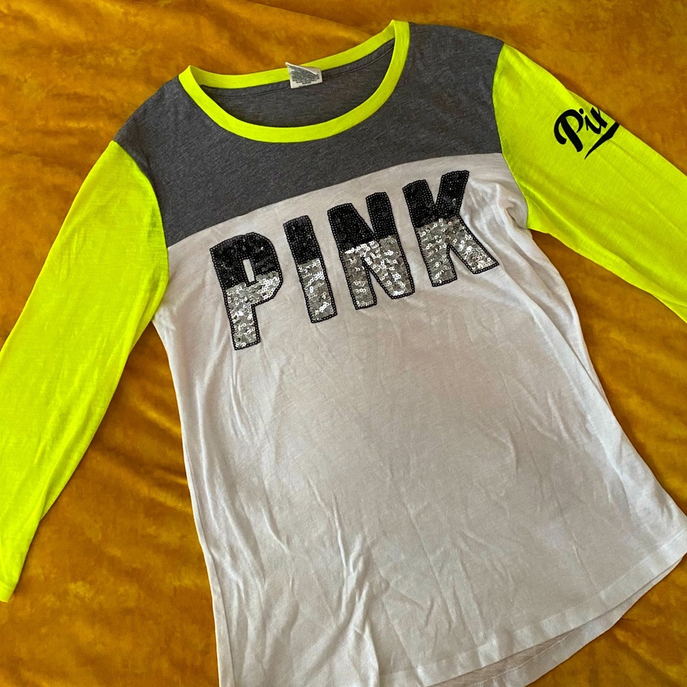 VS VICTORIAS SECRET PINK SEQUIN BLING BASEBALL TEE TSHIRT TOP NEON GREEN